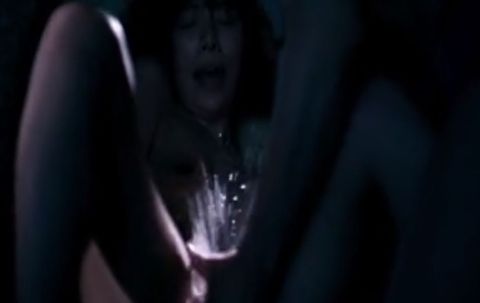 桜井ユキ乳首ヌードおっぱい濡れ場で手マン潮吹きエロ画像02「娼年」