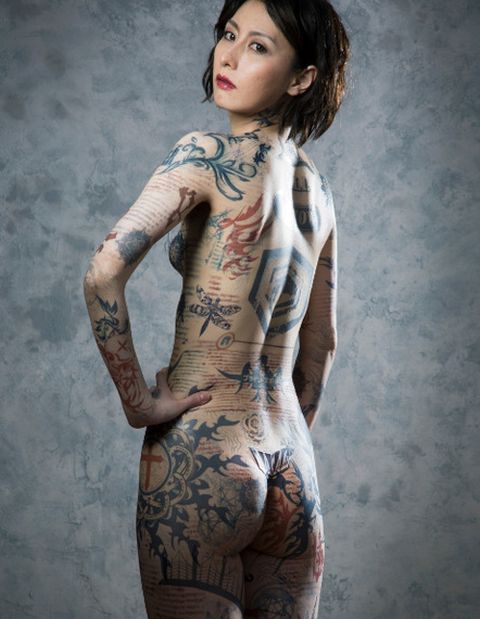 鳥居みゆきセミヌードおっぱいエロ画像像02