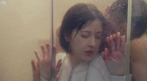 松本若菜濡れ場おっぱいエロ画像05「復讐の未亡人」