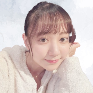 福室莉音